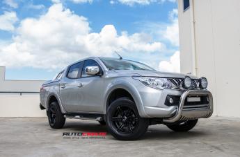 MITSUBISHI TRITON OX860 MATTE BLACK